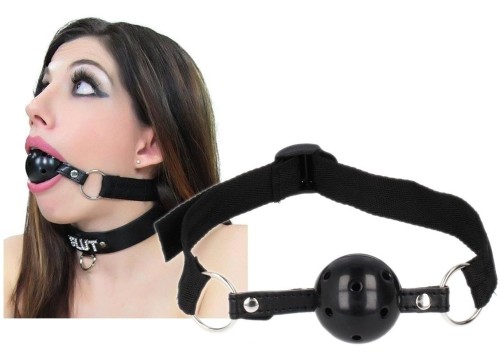 PLASTIKOWY KNEBEL Z OTWORAMI DO ODDYCHANIA