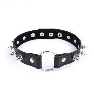 Obroża choker z ćwiekami i kółeczkiem