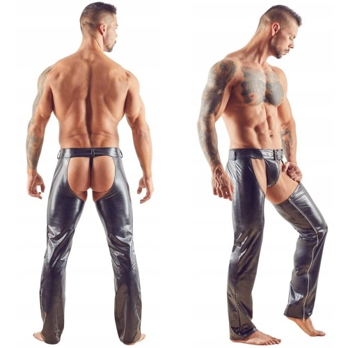 Męskie spodnie z imitacji skóry z dopasowanymi stringami.